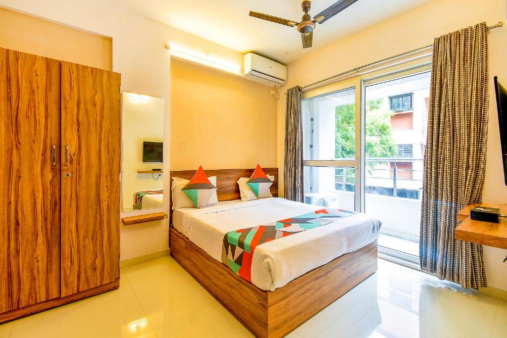 FabExpress Habitat Tingre Nagar Near Pune Railway Station