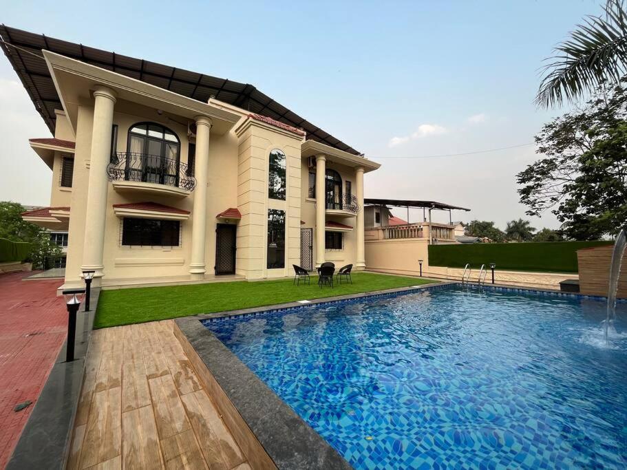 Leisurely Labdhi Bungalow 8BHK, Lonavala Near Pune International Airport